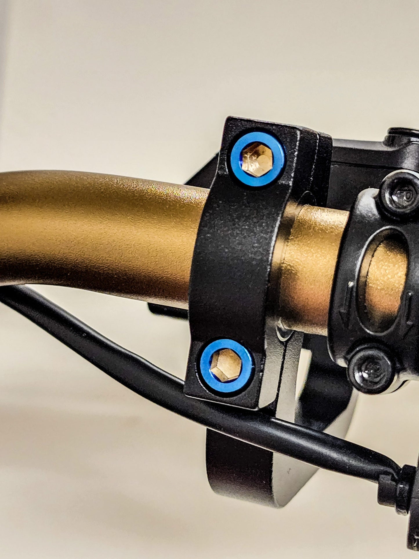 E-Moto Handguard Titanium Bolt Kit (Collective)