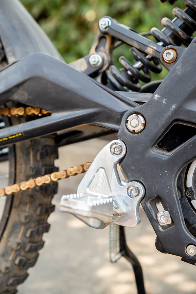 E Ride Pro SS Billet Peg Brackets Kit With Kickstand Option